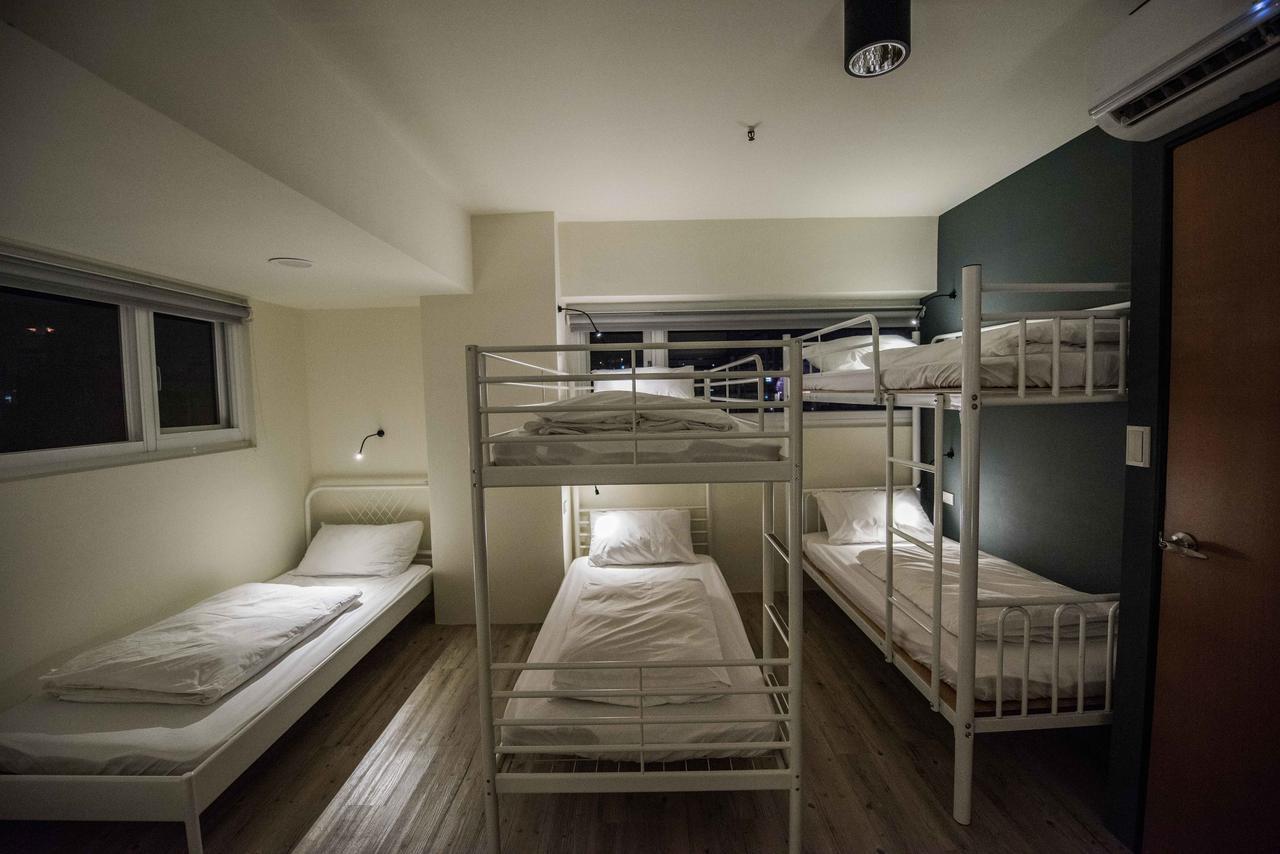 Luftpause Hostel Каосюн Екстериор снимка