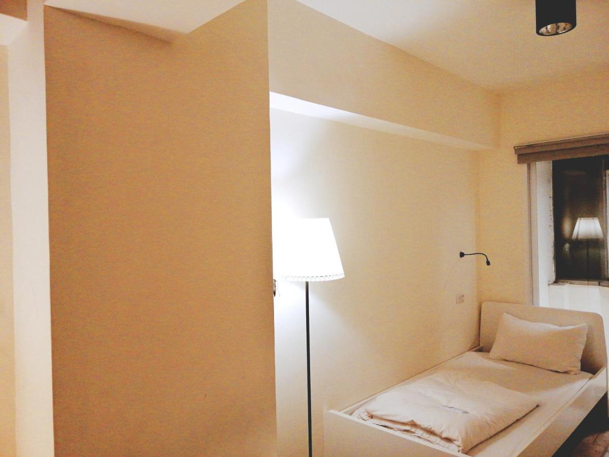 Luftpause Hostel Каосюн Екстериор снимка